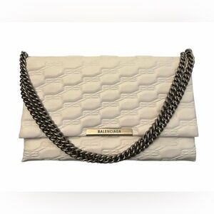 BB MONOGRAM LEATHER SHOULDER BAG SIZE LARGE